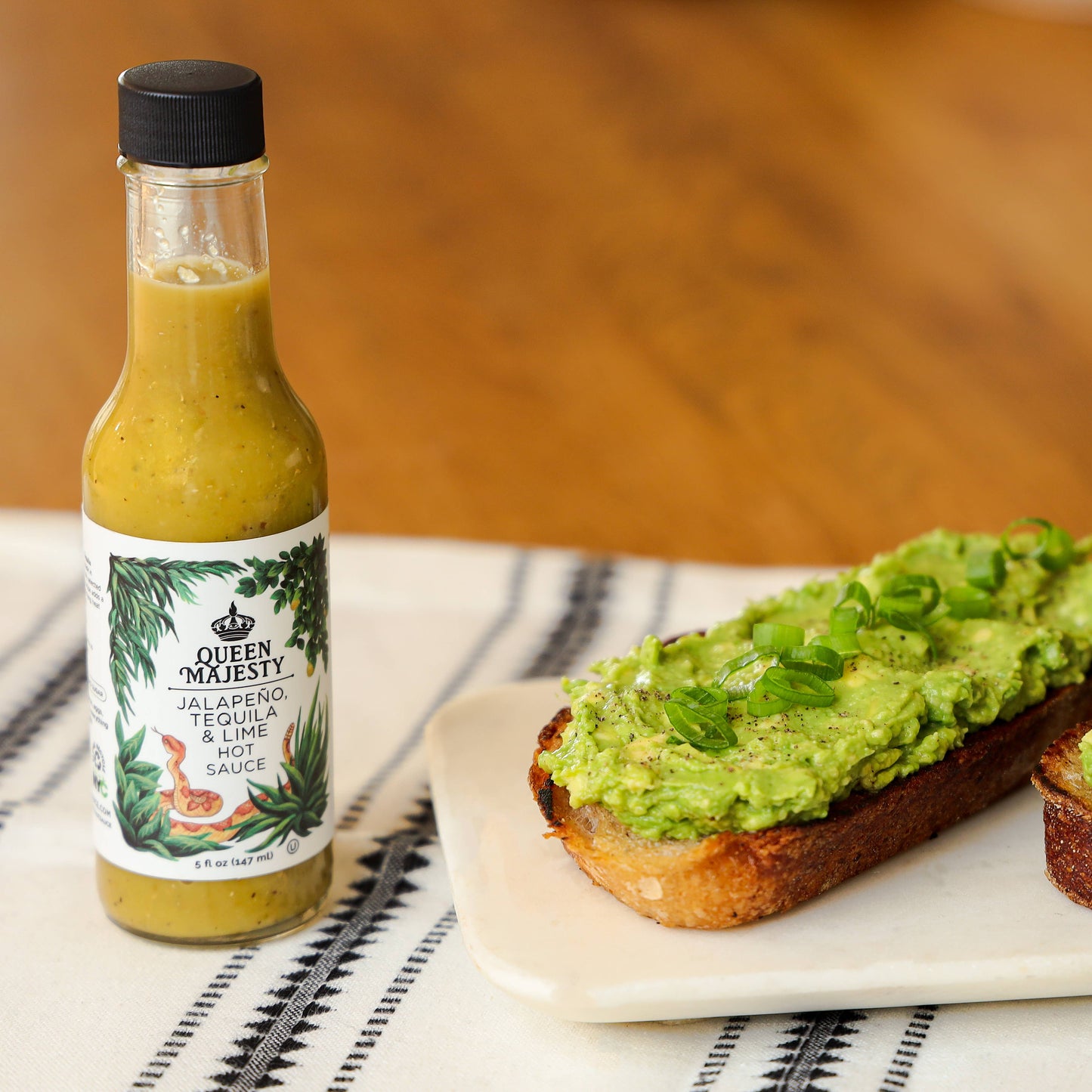 Queen Majesty Hot Sauce - Jalapeño Tequila & Lime hot sauce 147 ml