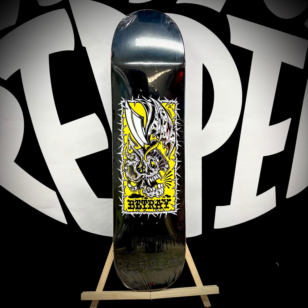 Betray Skateboards - Skullcrusher | 8,0"