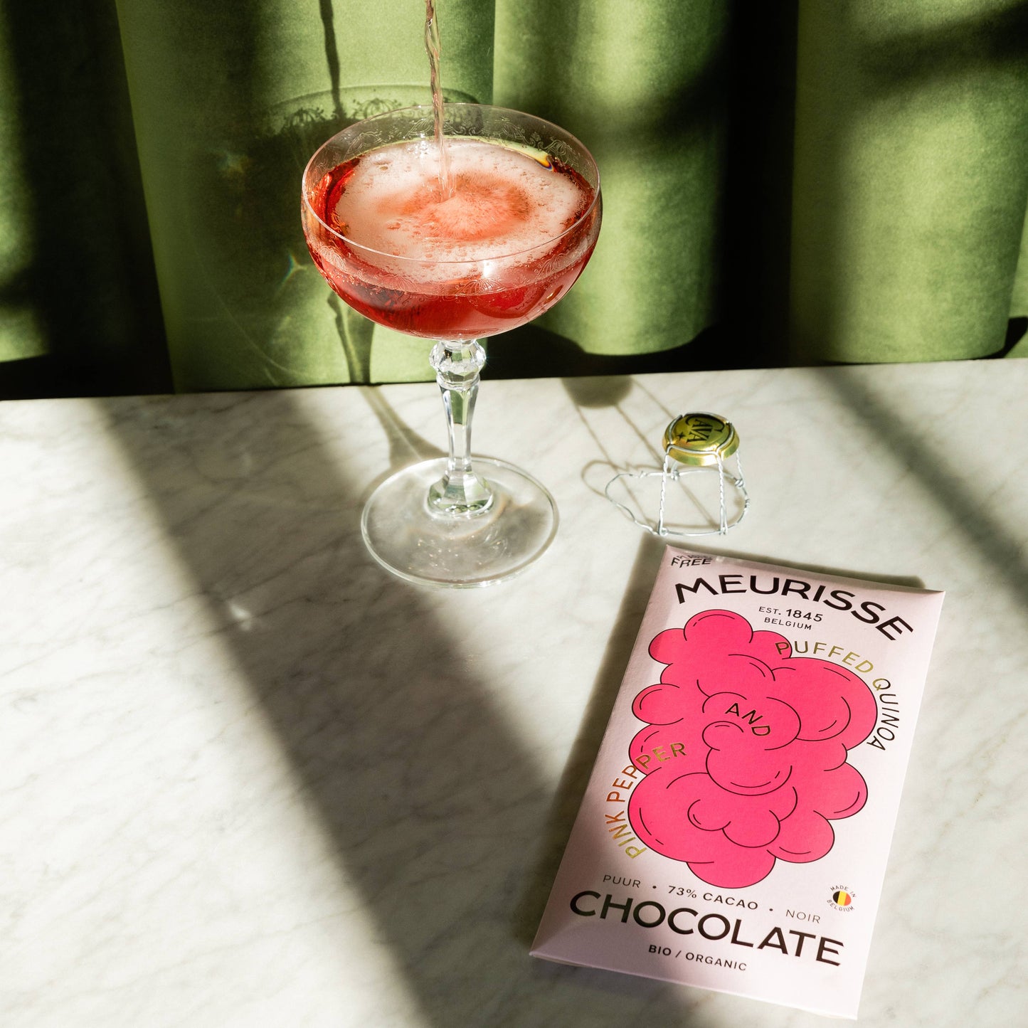 Meurisse - Ekologisk mörk choklad med puffad quinoa och rosa paprika