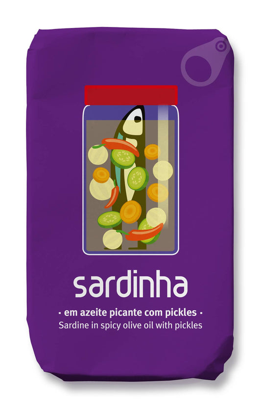 Sardinha - sardiner i kryddig olivolja med pickles